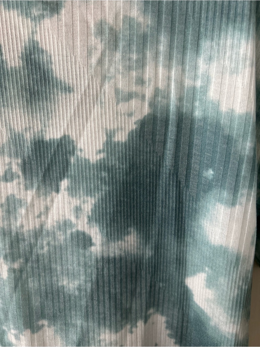 BiBi Teal and White Tie-Dye Ribbed Short Sleeve Top with Cutout Neck - Picture 5 of 6